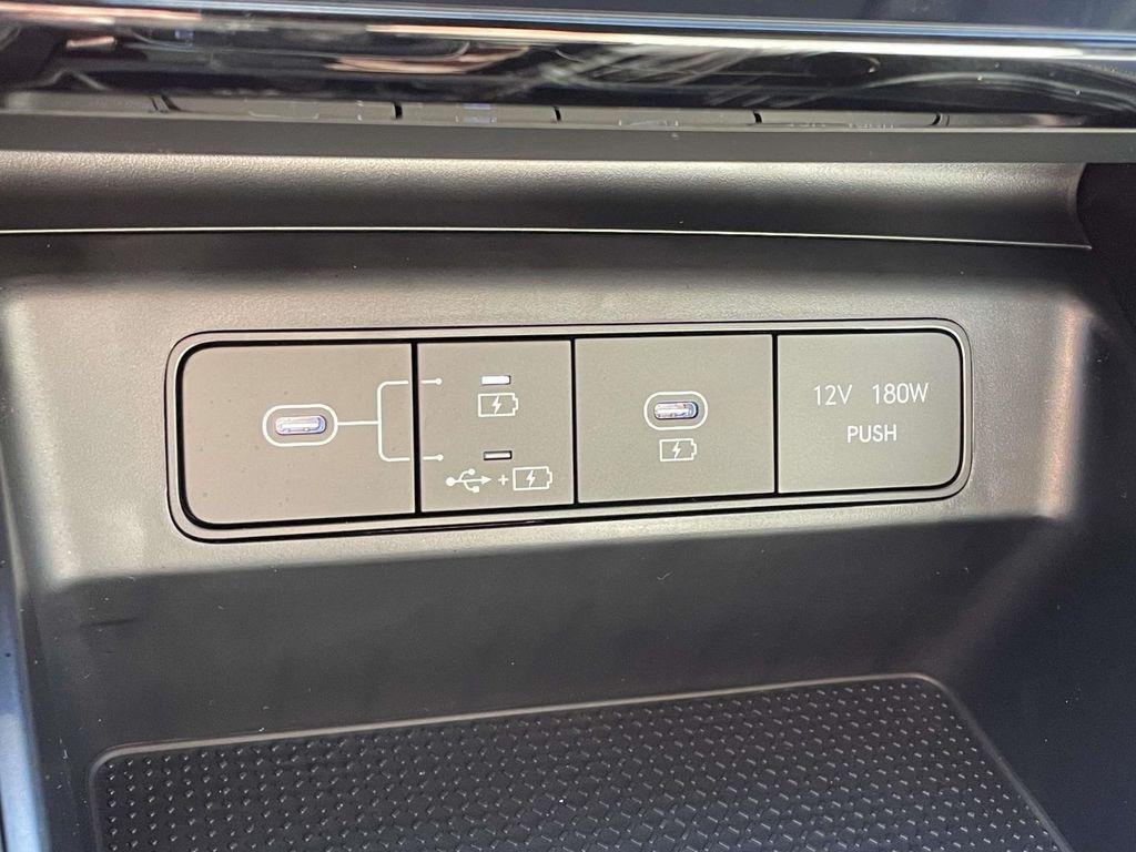 New 2026 White Hyundai SEL AWD image 27