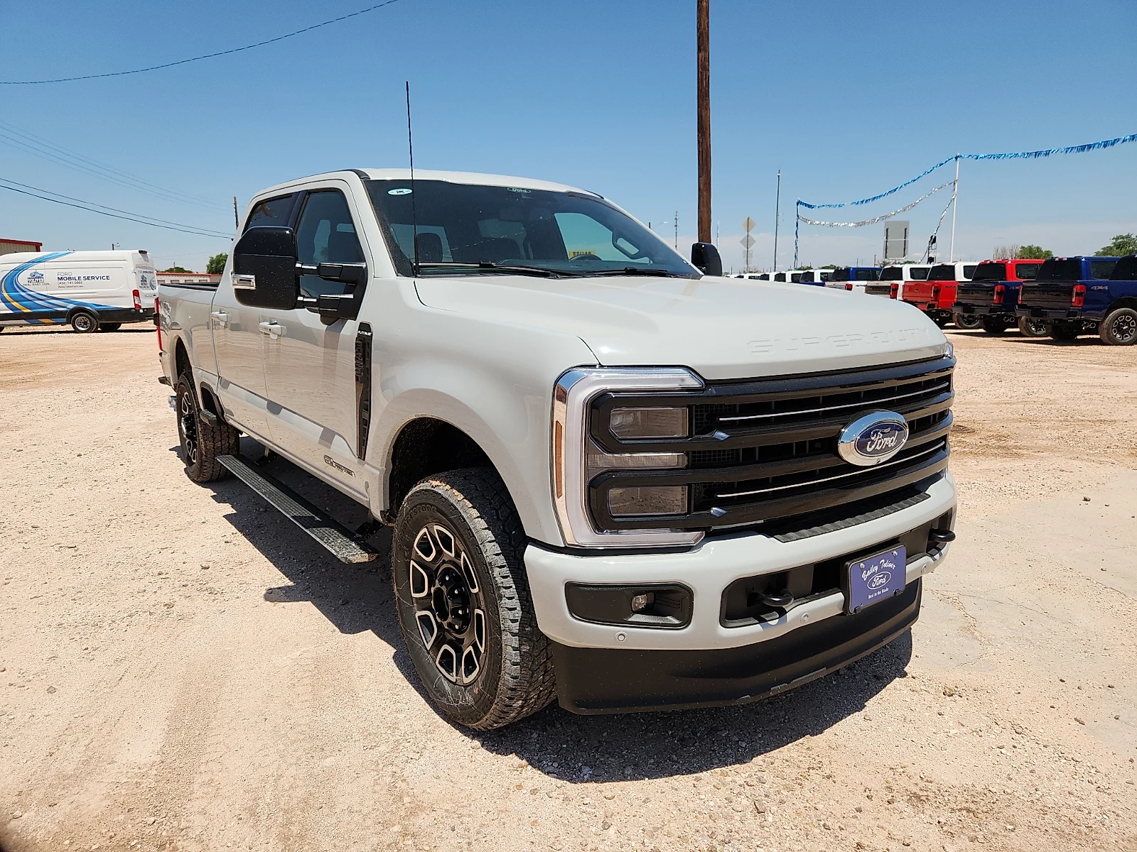 New 2026 Avalanche Ford F-250® Platinum® image 1