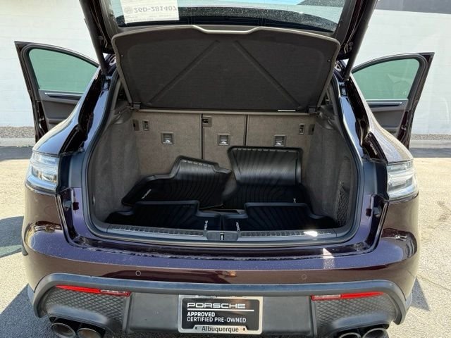 Used 2023 Brown Porsche  image 25