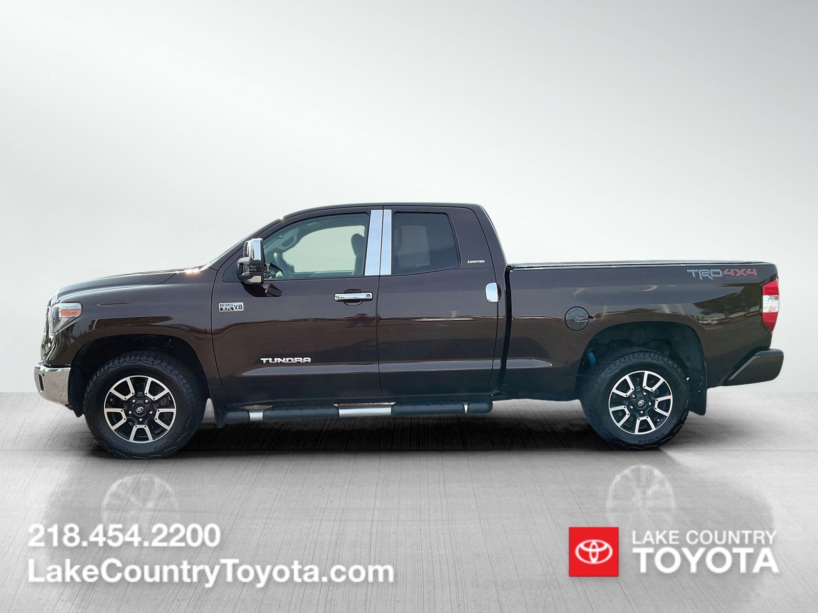 Used 2018 Toyota Tundra Limited with VIN 5TFBW5F11JX739021 for sale in Brainerd, Minnesota
