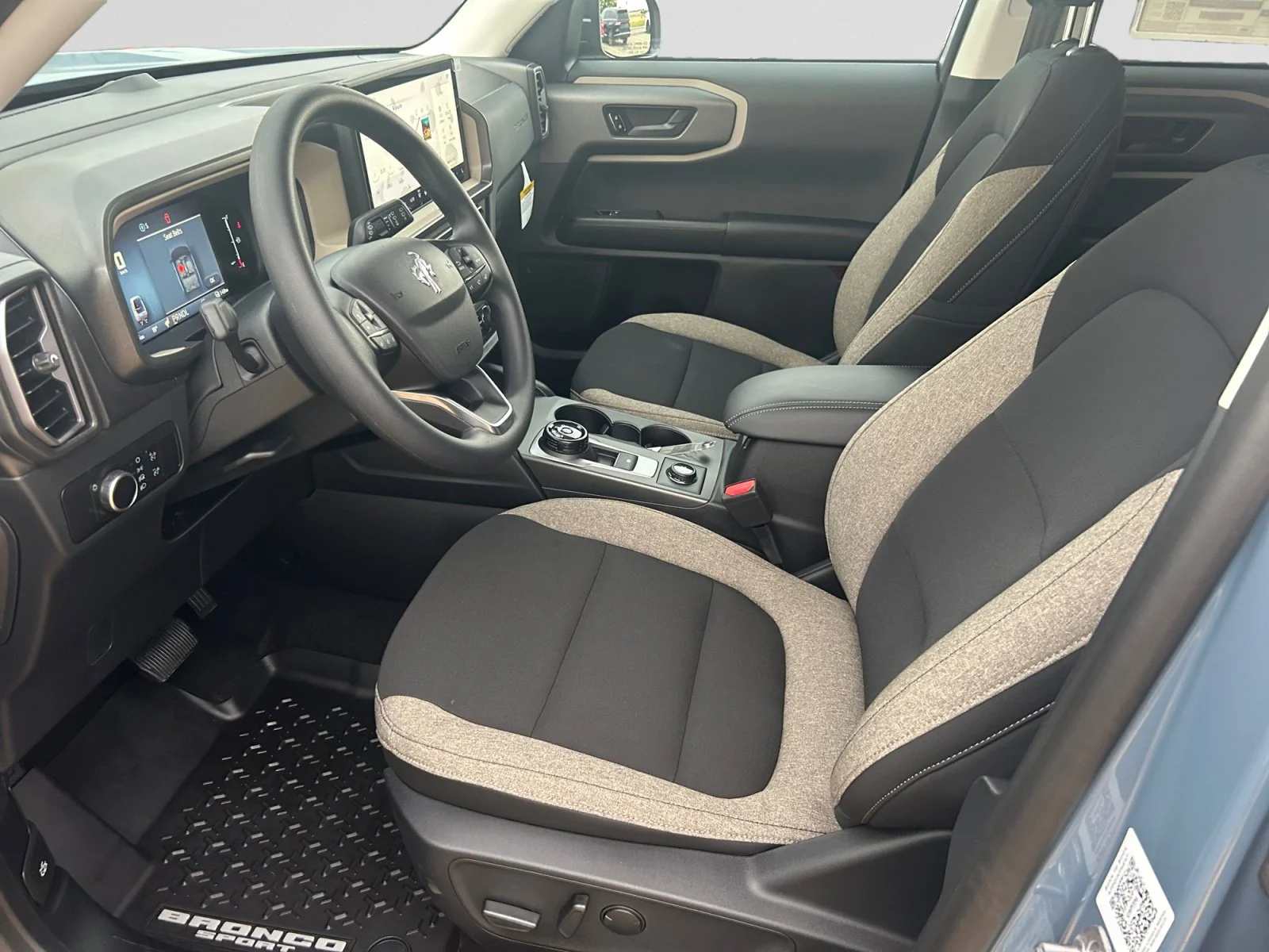 New 2026 Azure Grey Metallic Tri-Coat Ford Big Bend image 13