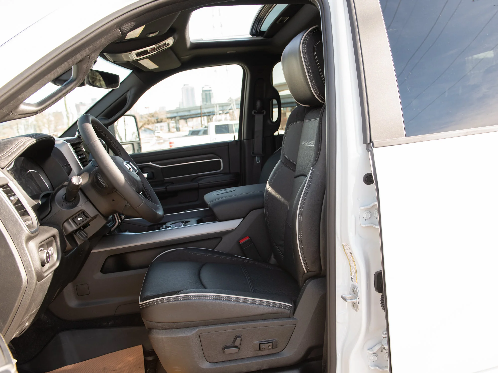 New 2026 White RAM Laramie* Mega Cab, 2 Inch Lift, 35 Inch Tires image 26