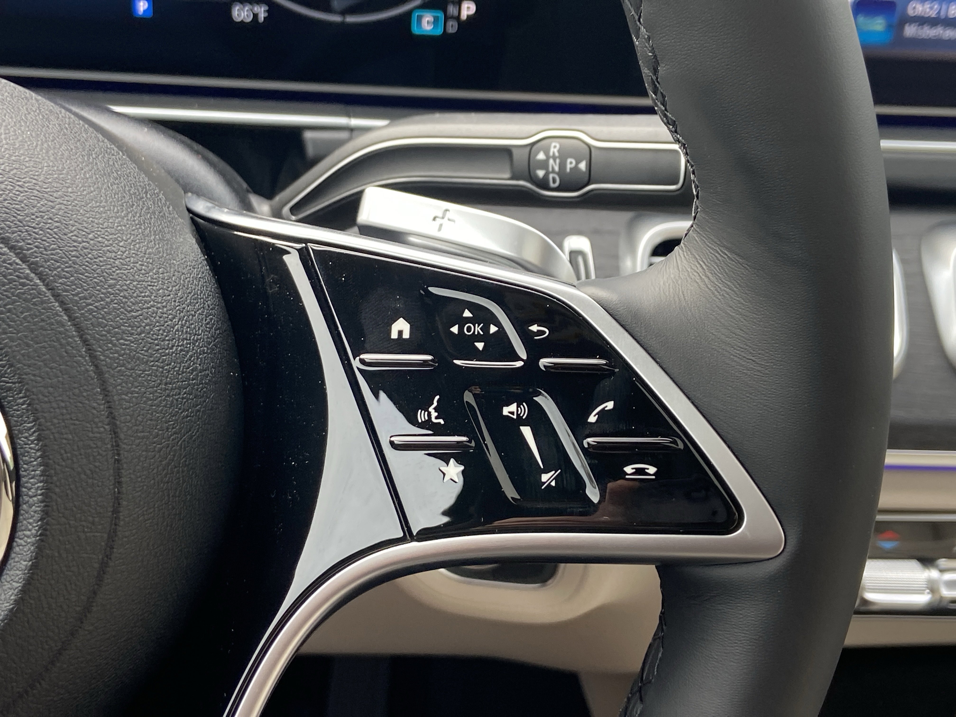New 2026 Selenite Grey Metallic Mercedes-Benz GLE 450 4MATIC® SUV image 25