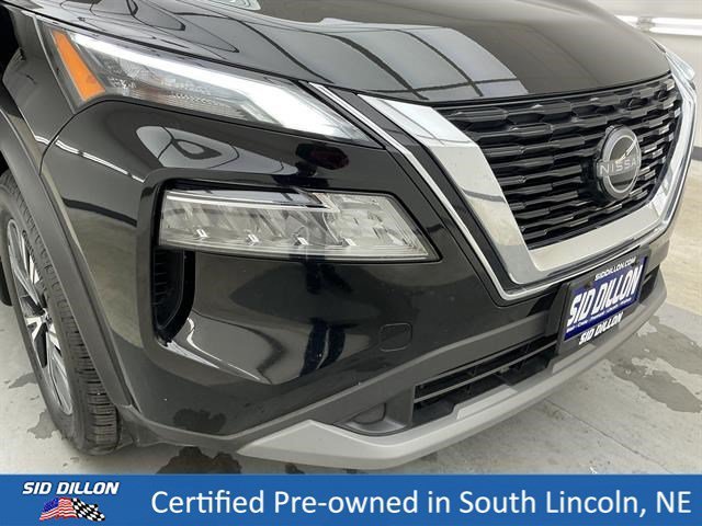 Used 2023 Super Black Nissan SV image 25