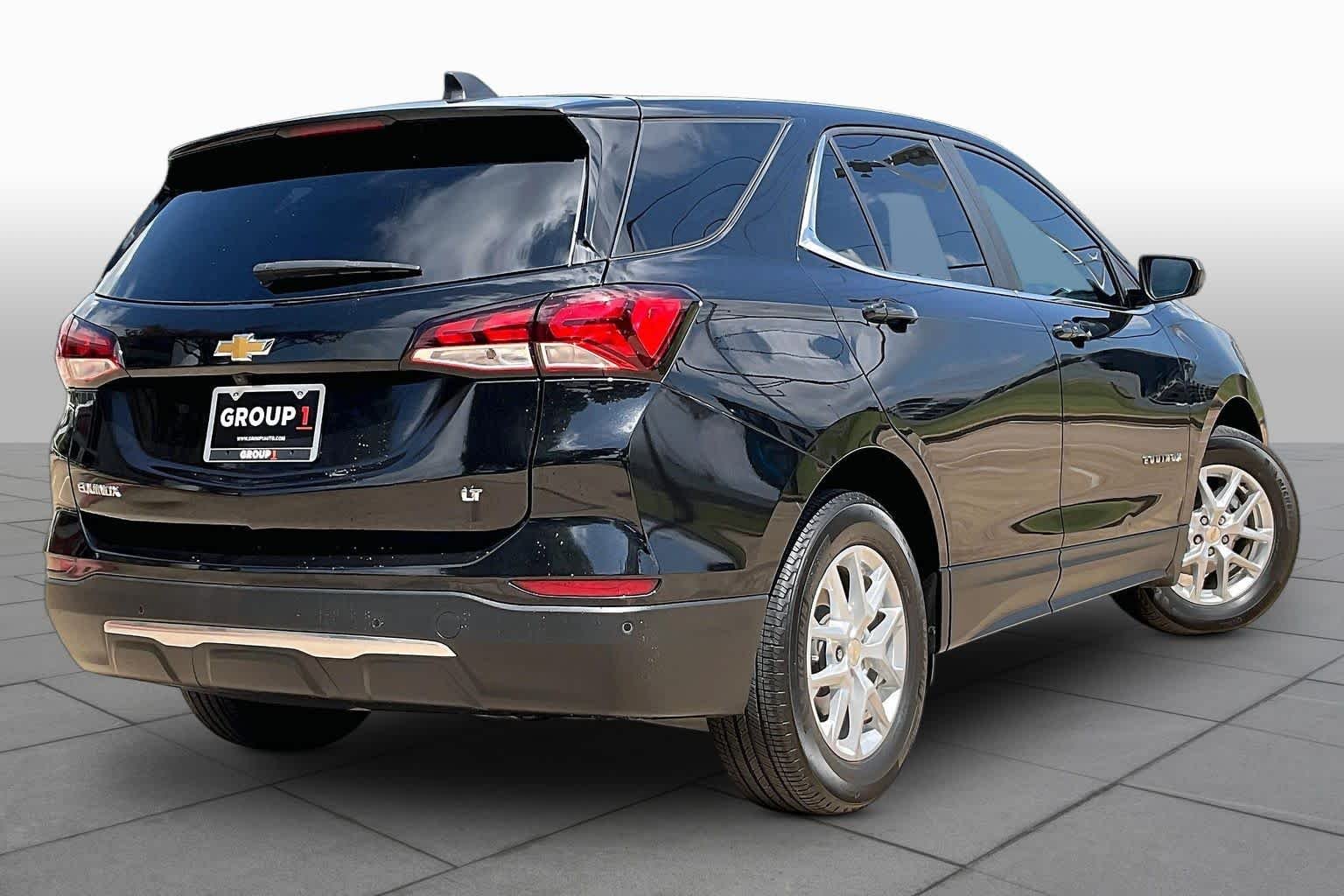 Used 2022 Mosaic Black Metallic Chevrolet LT image 13