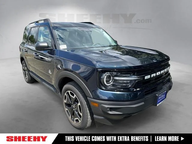 Certified Used 2021 Alto Blue Metallic Tinted Clearcoat Ford  image 1