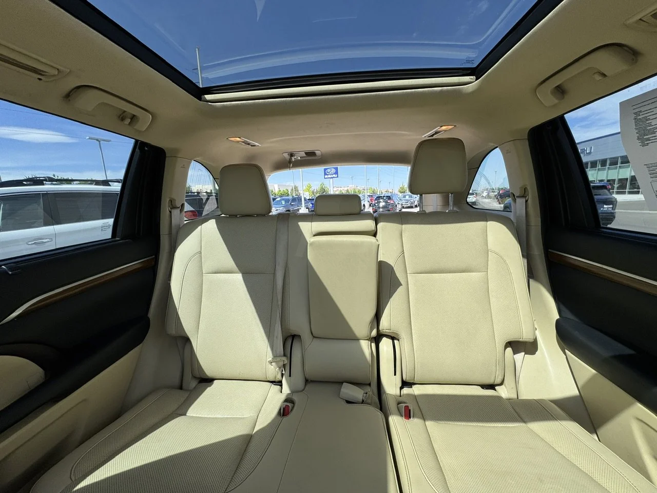 Used 2019 Ooh La La Rouge Mica Toyota Limited Platinum image 16