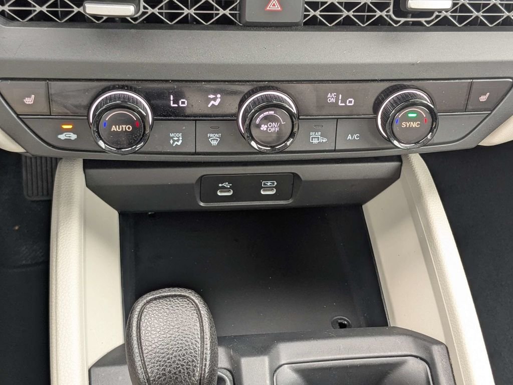 Used 2023  Honda EX image 21