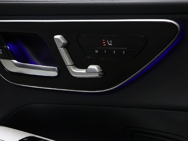 New 2027 Black Mercedes-Benz GLC 300 image 54