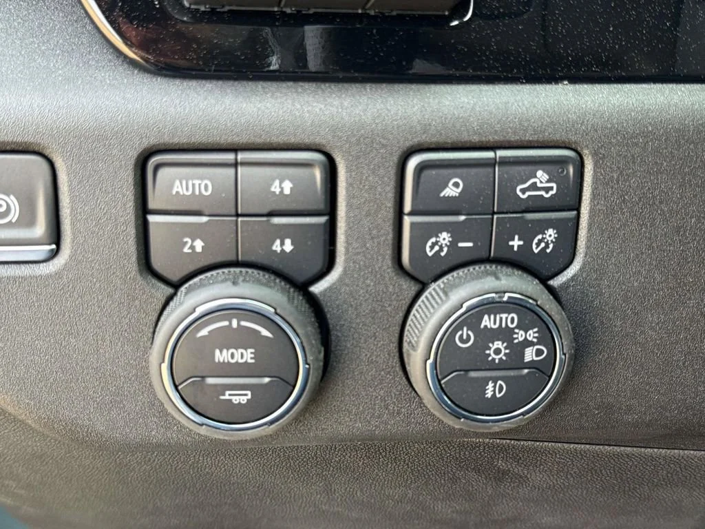 2025 Chevrolet Silverado 2500 HD LTZ - Photo 41
