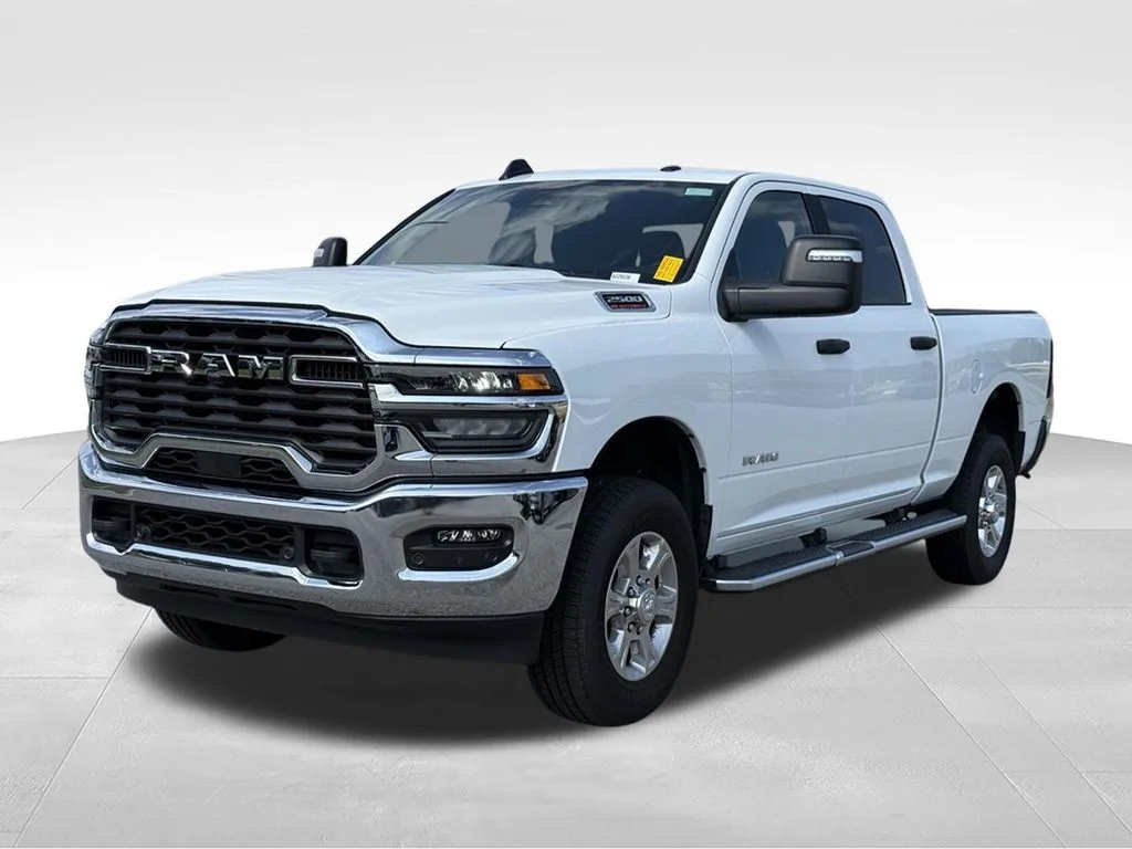 Used 2026 White Ram Big Horn image 1