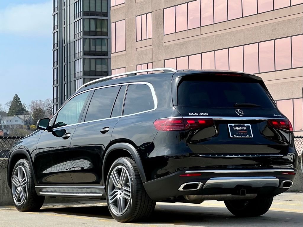Certified Used 2026 Black Mercedes-Benz GLS 450 image 5