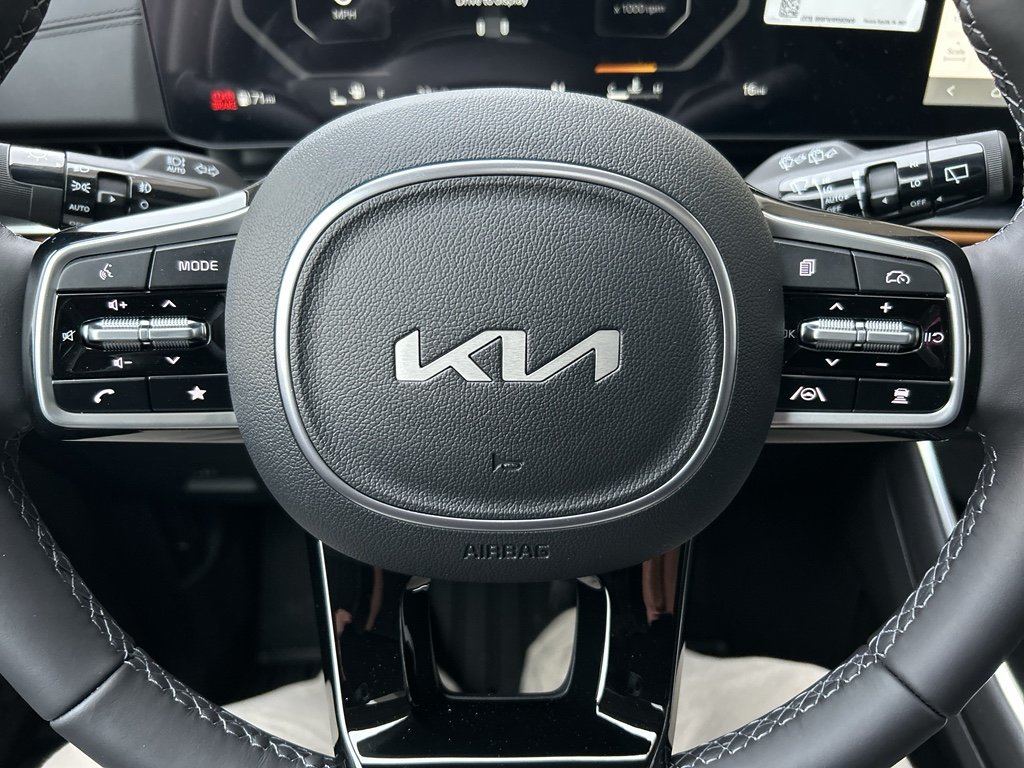 New 2026 Snow White Pearl Kia SX Prestige image 26
