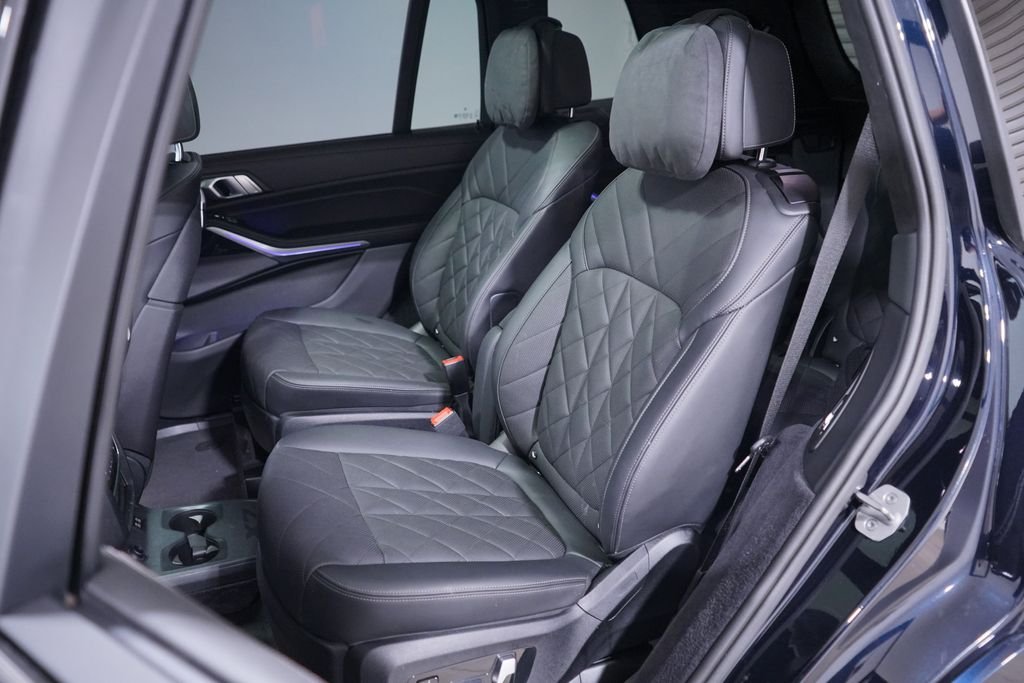 Certified Used 2024 Carbon Black Metallic BMW xDrive40i image 11