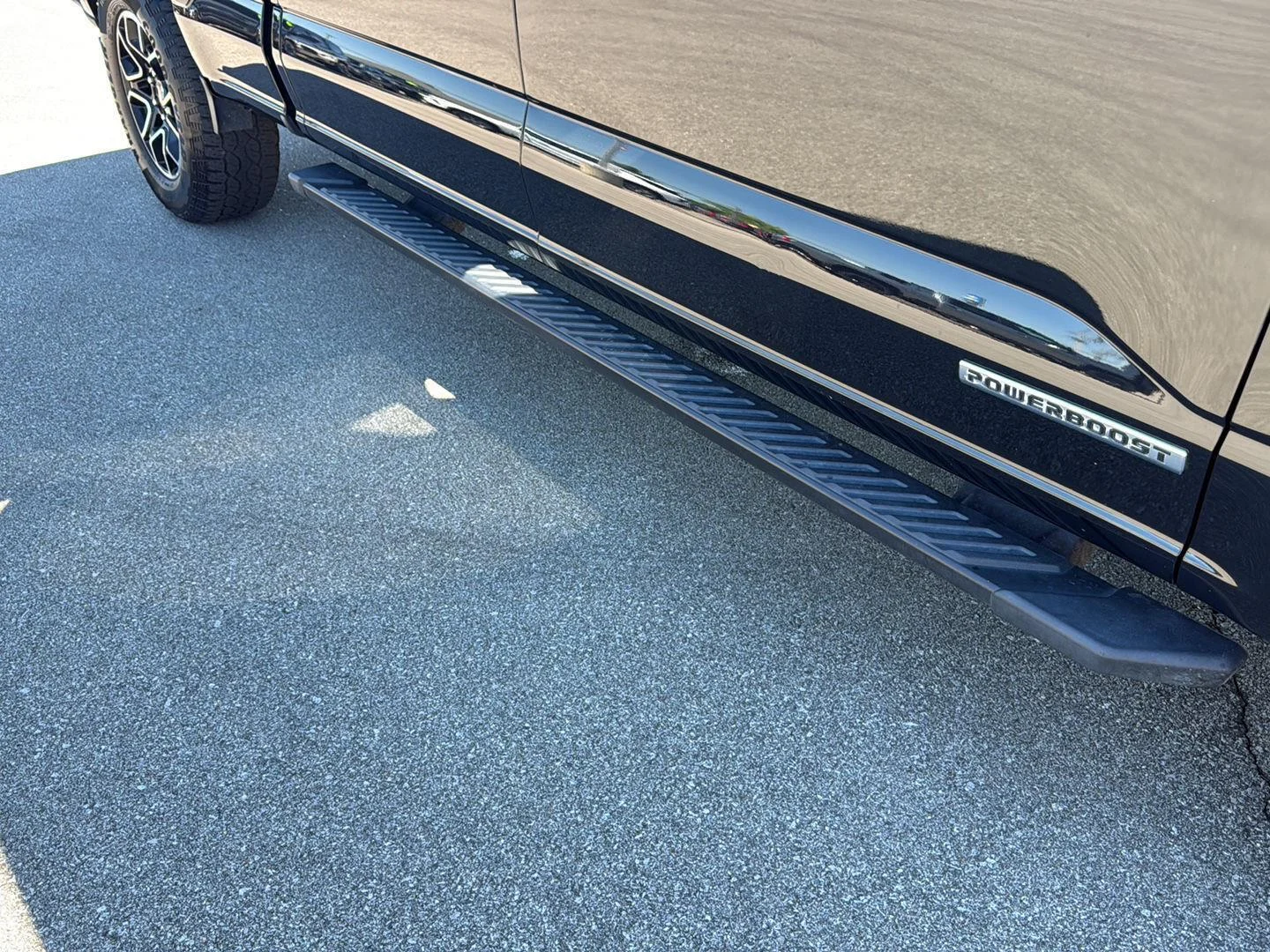 Used 2022 Agate Black Ford XLT image 22