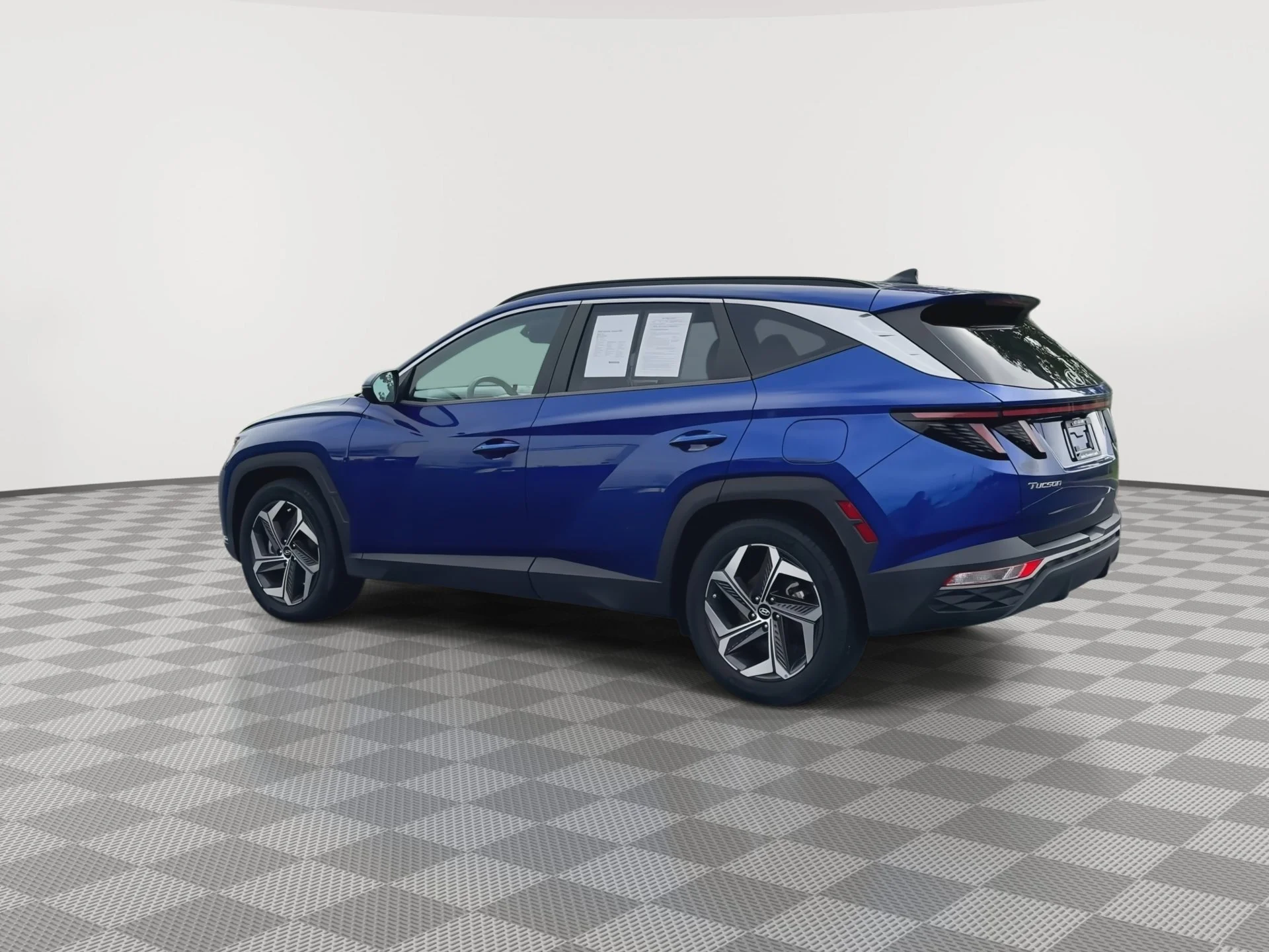Used 2022 Intense Blue Hyundai SEL image 6