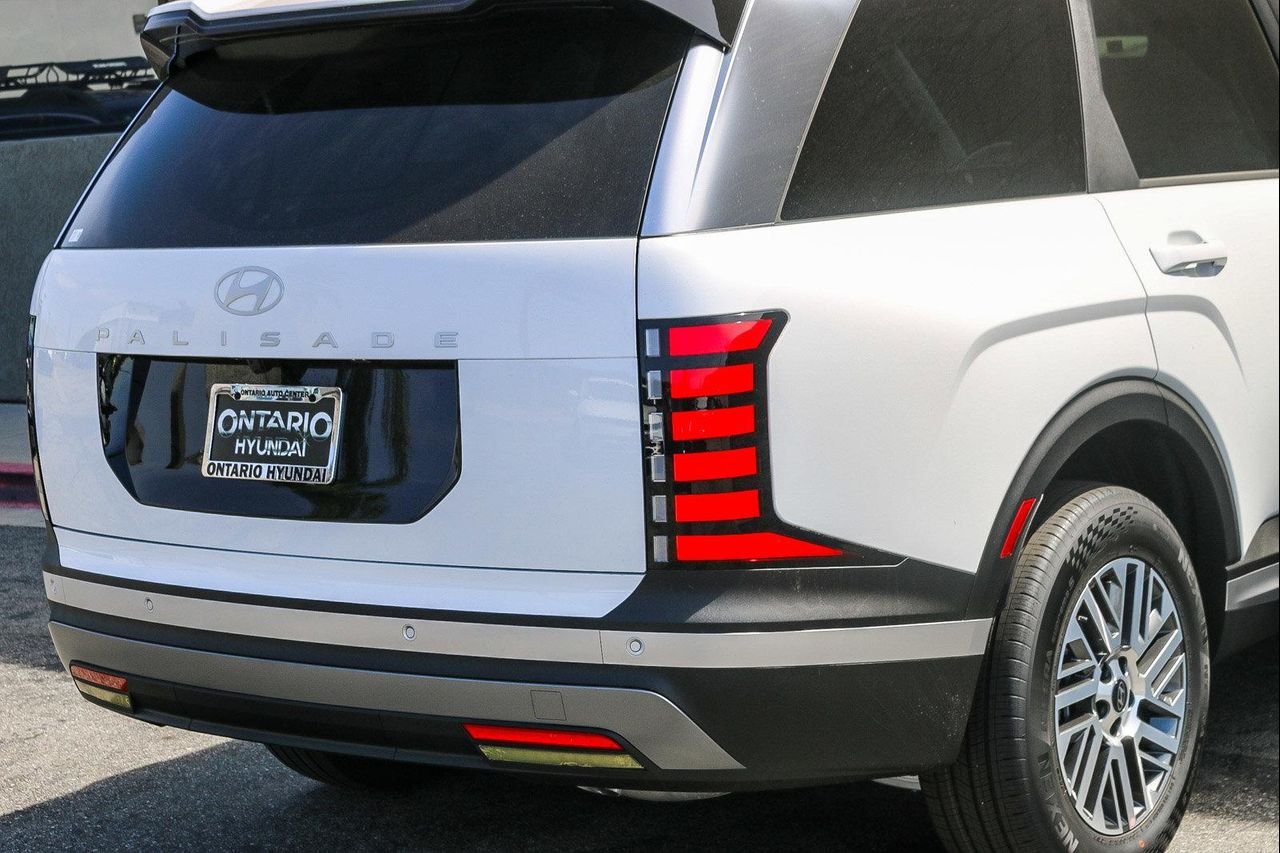New 2026 White Hyundai SEL image 37
