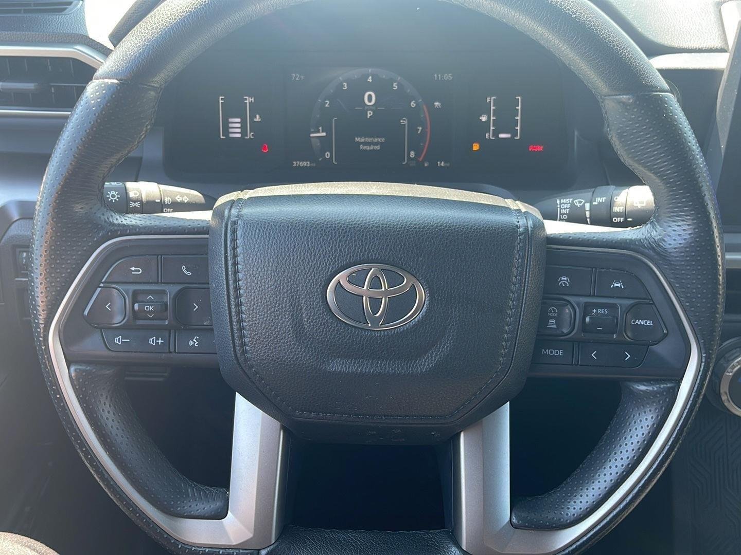 Used 2025 Heritage Blue Toyota SR5 image 31