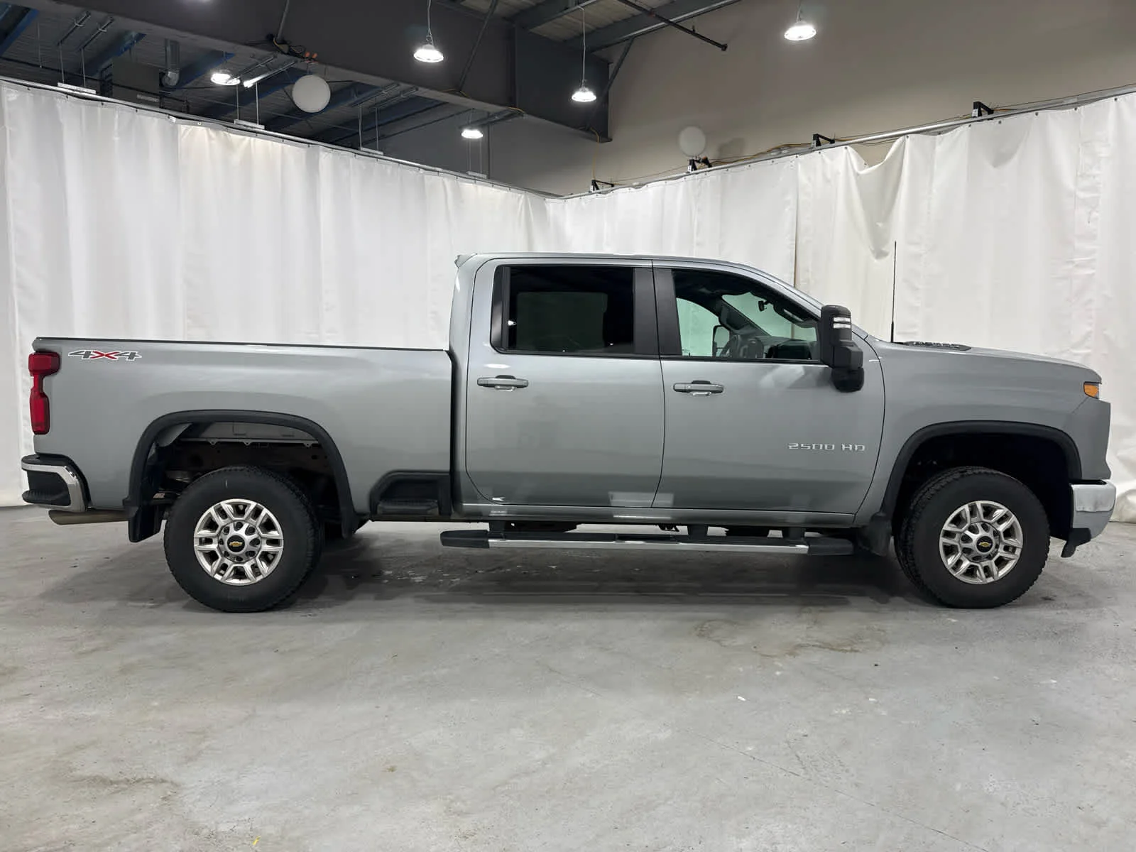 Used 2026 Sterling Gray Metallic Chevrolet LT image 6