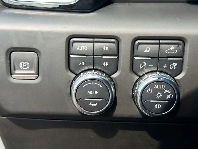 Used 2023 Sterling Metallic GMC Denali Ultimate image 47