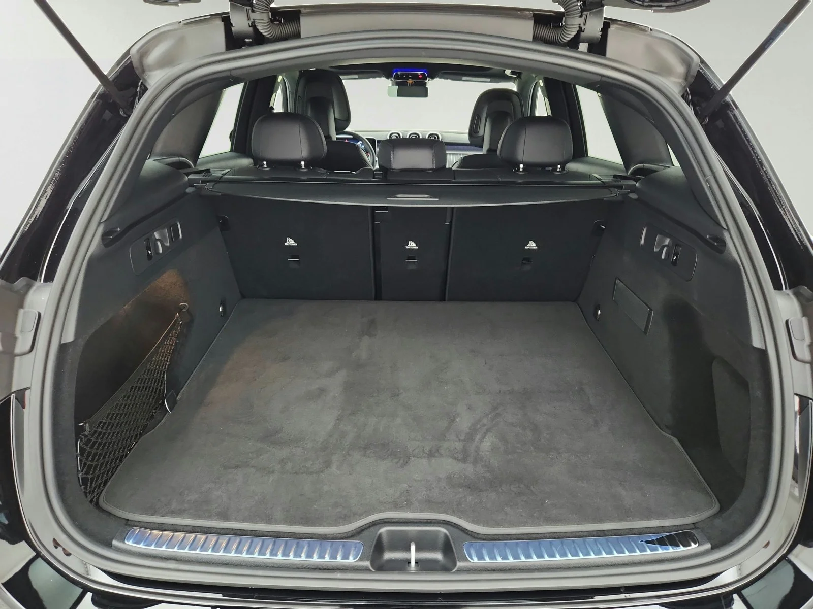 Certified Used 2026 Black Mercedes-Benz GLC 300 image 32
