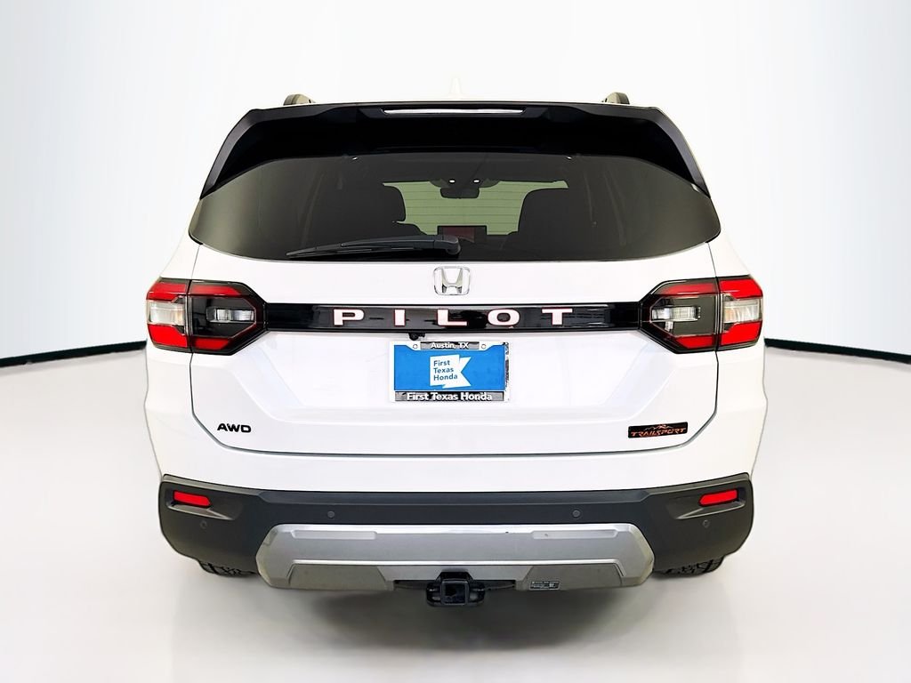 Certified Used 2026 Platinum White Pearl Honda TrailSport image 7
