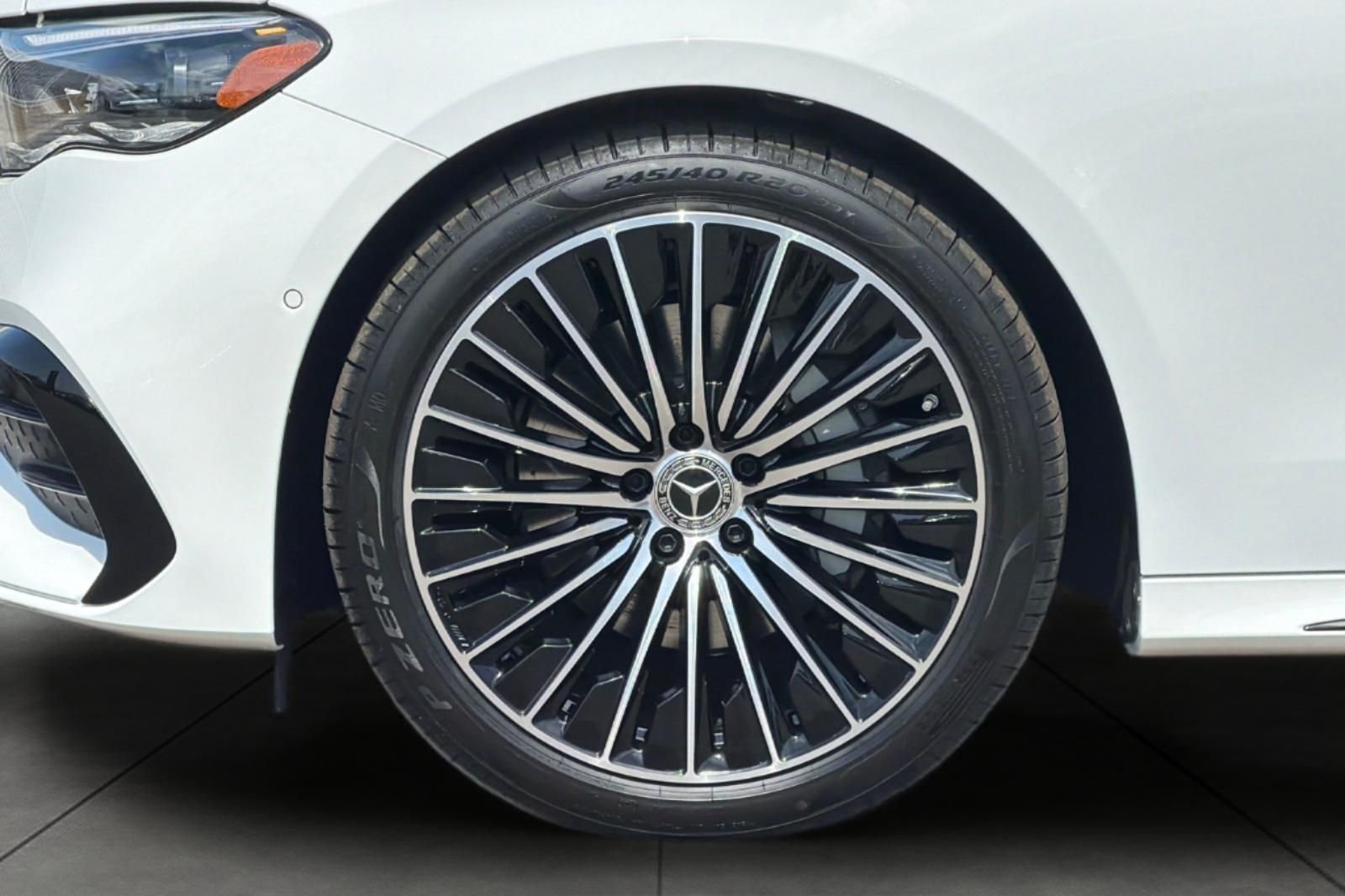 New 2026 Polar White Mercedes-Benz E 350 image 5