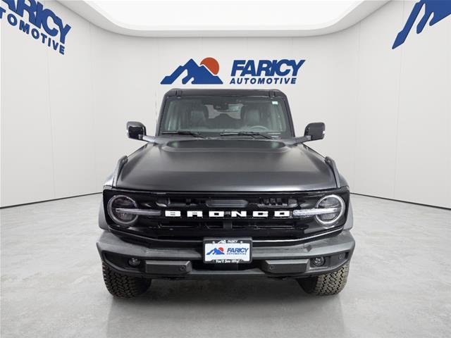 New 2025 Shadow Black Ford Outer Banks® image 58