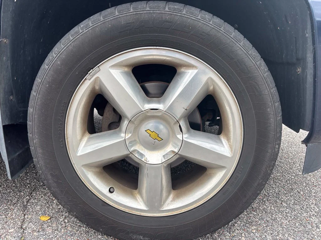 Used 2009 Blue Chevrolet LT image 16