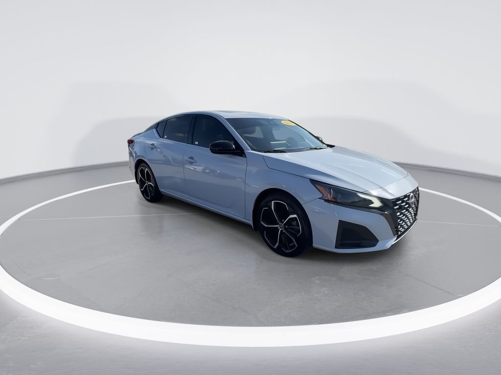 Used 2023 Gray Nissan 2.5 SR image 2
