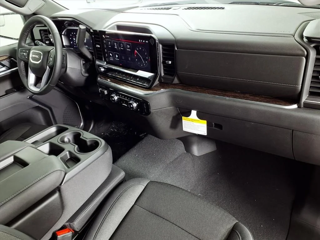 New 2026 Summit White GMC Elevation image 35
