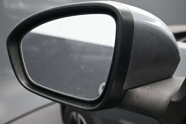 Used 2025 Gray Nissan SV image 4
