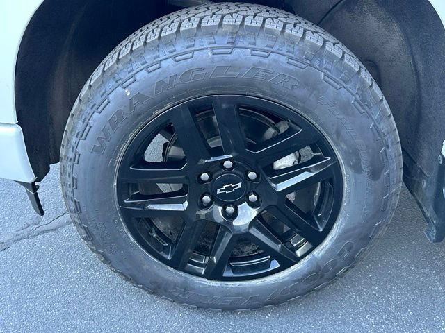Used 2024 Summit White Chevrolet RST image 14