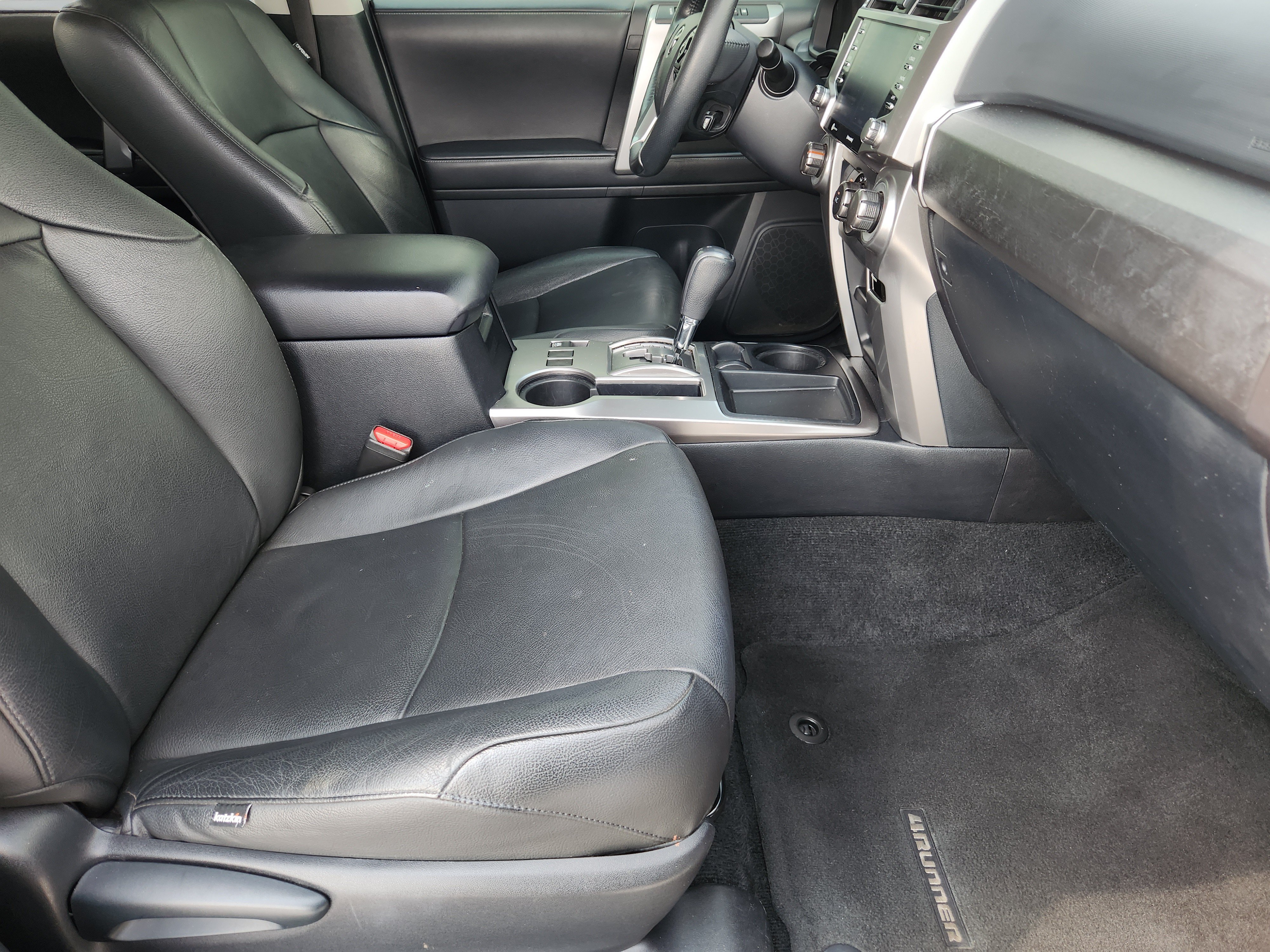 Used 2021 Magnetic Gray Metallic Toyota SR5 image 16