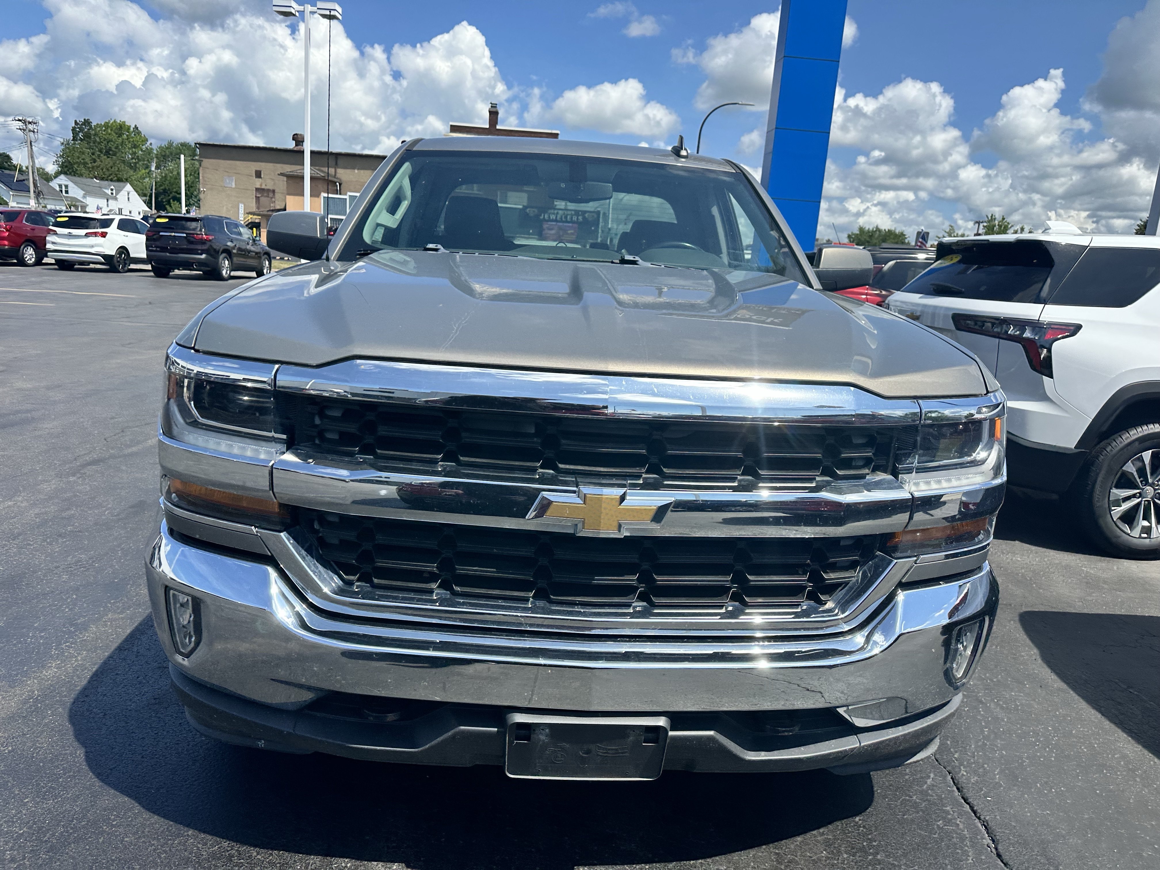Used 2017 PEPPERDUST METALLIC Chevrolet LT image 2
