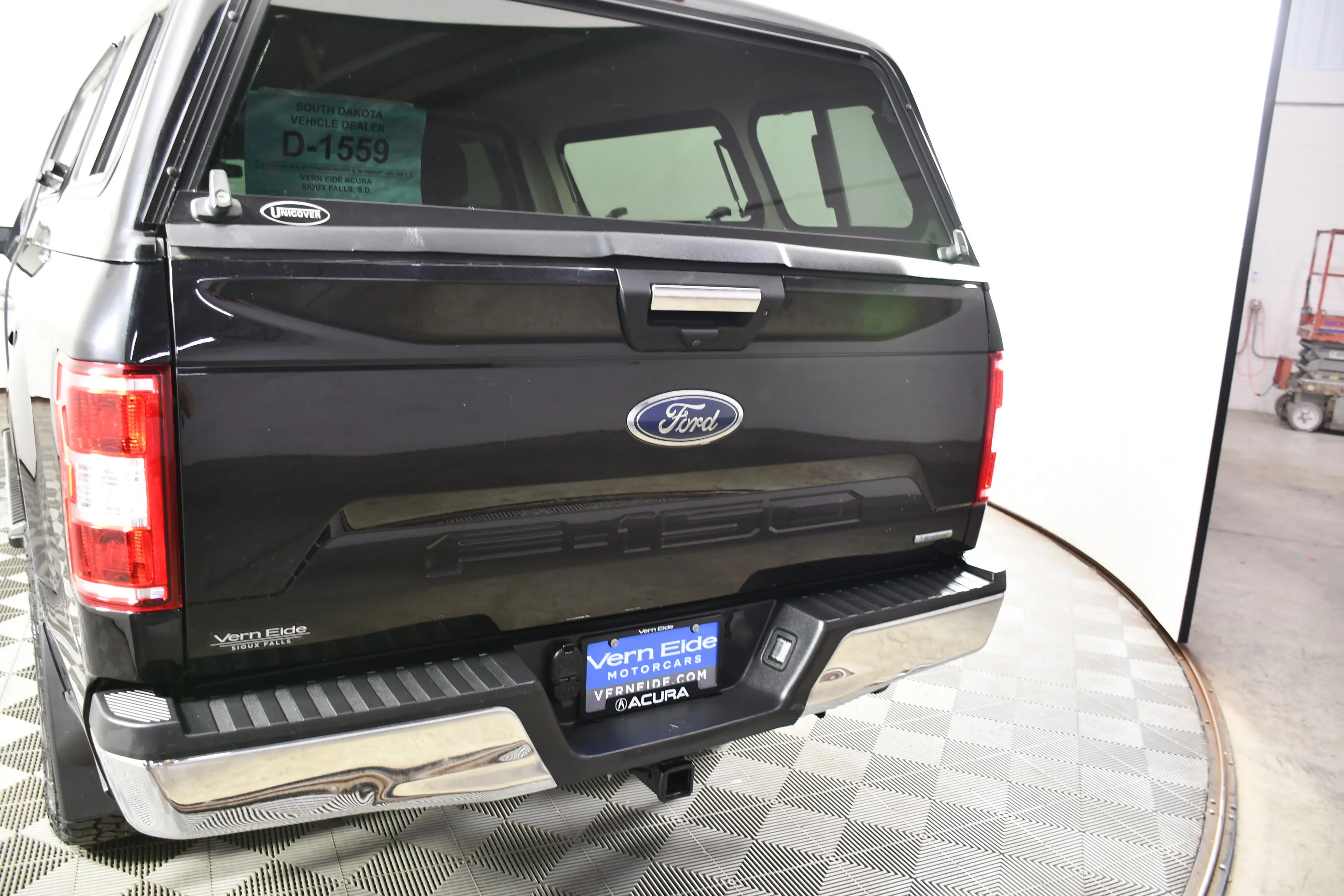 Used 2019 Black Metallic Ford XLT image 15