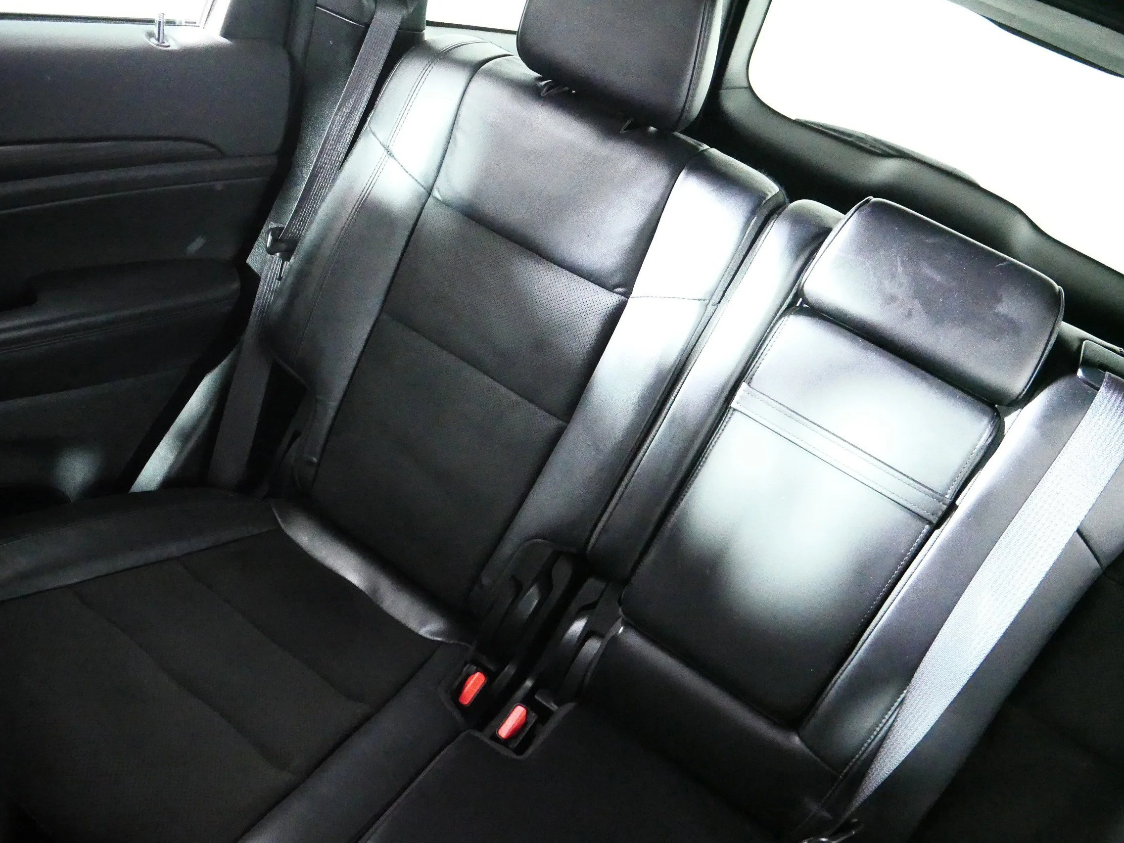 Used 2021 Bright White Clearcoat Jeep Laredo X image 12