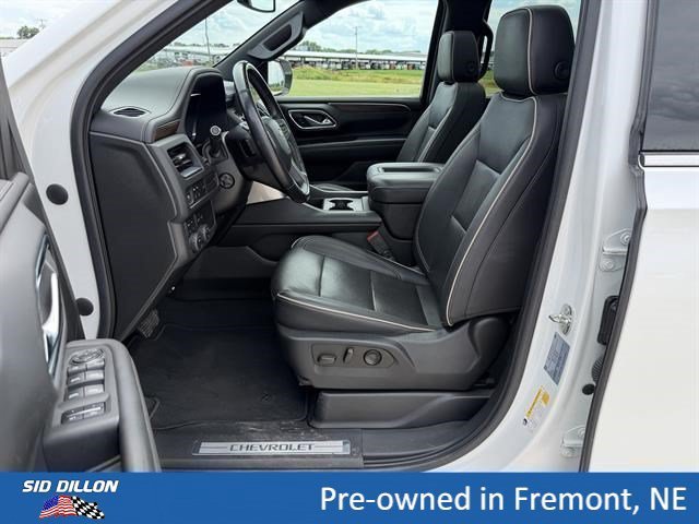 Certified Used 2022 Iridescent Pearl Tricoat Chevrolet Premier image 7
