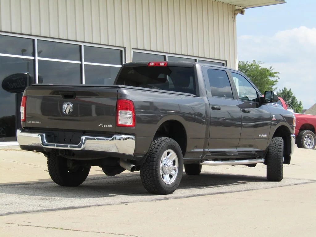 Used 2022 Granite Crystal Clearcoat Metallic Ram Big Horn image 3