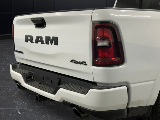 New 2026 Bright White Clear-Coat Exterior Paint RAM Big Horn/Lone Star image 34