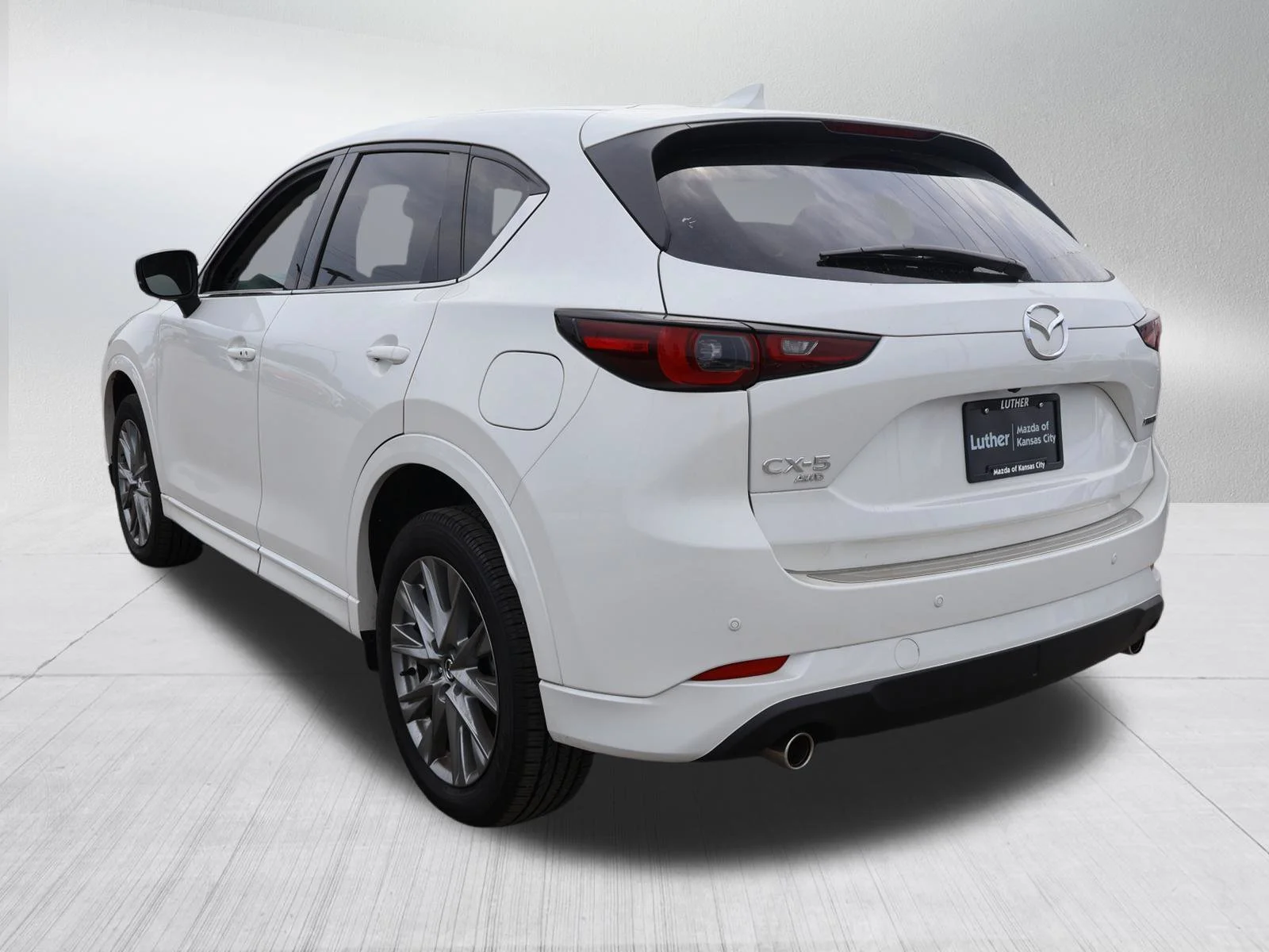 Certified Used 2025 Rhodium White Metallic Mazda 2.5 S Premium Plus Package image 5