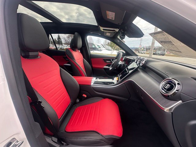 New 2026 Polar White Mercedes-Benz GLC 300 image 63