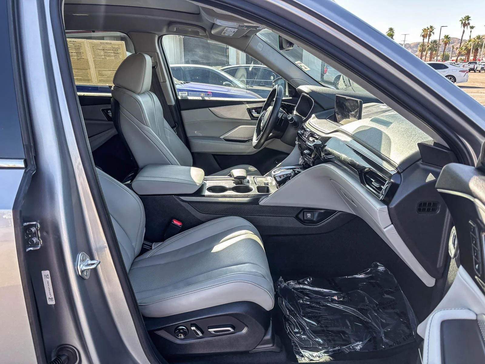 Used 2023  Acura Technology image 18