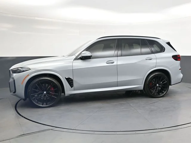 Used 2026 Gray BMW xDrive40i image 9