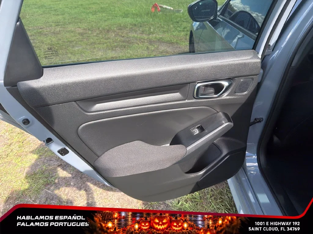 Used 2024 Gray Honda Sedan image 24