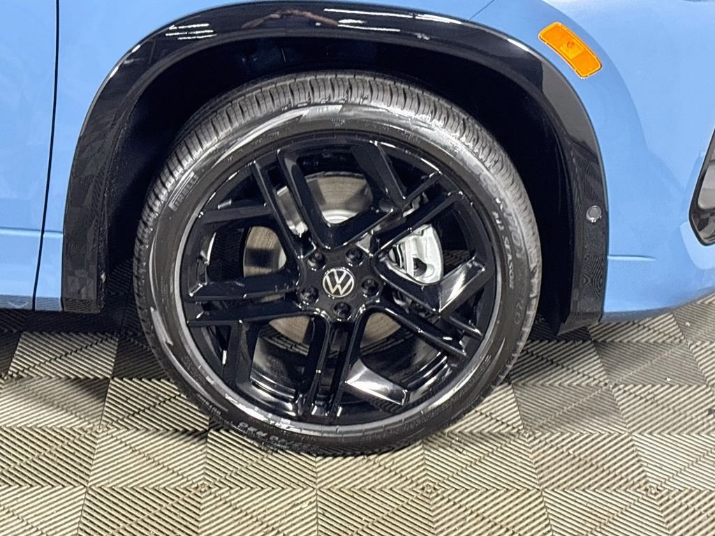 New 2026  Volkswagen SE R-Line Black image 23