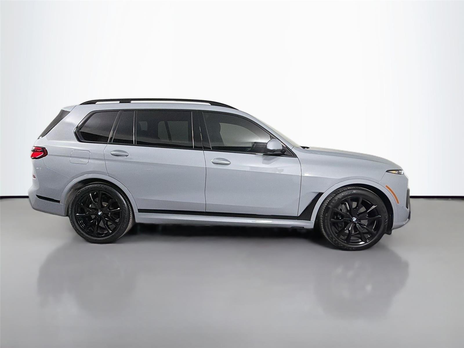 Certified Used 2026 Brooklyn Grey Metallic BMW xDrive40i image 4