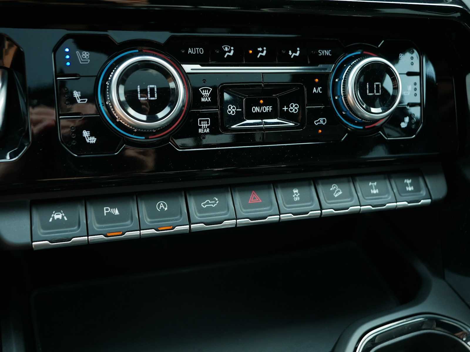2024 GMC Sierra 1500 AT4X - Photo 26