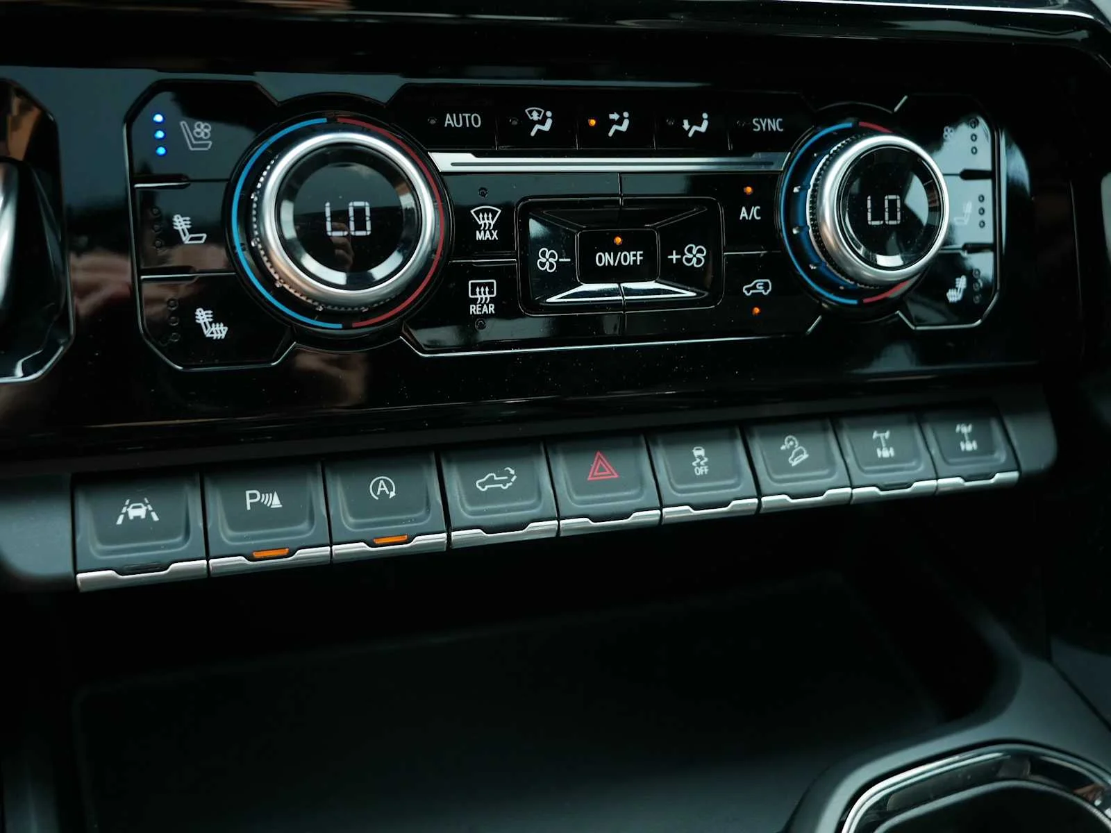 2024 GMC Sierra 1500 AT4X - Photo 26