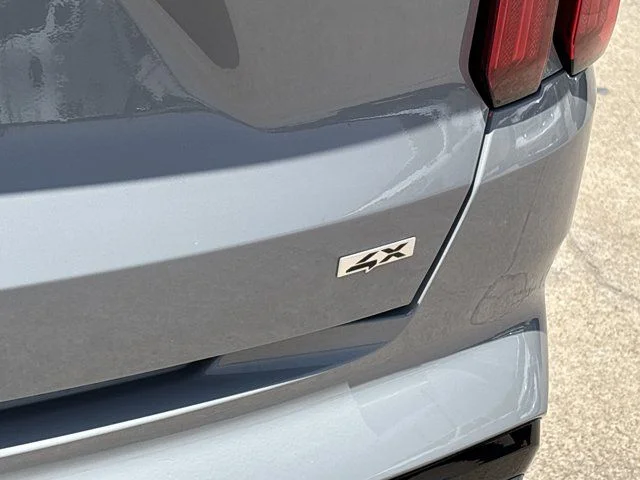 Used 2023 Gray Kia SX image 6
